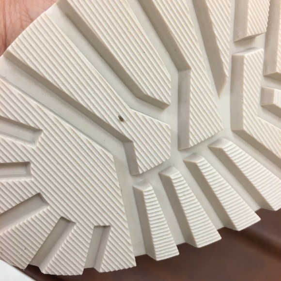 Dolce Vita Suede Winter Ankle Boots 👢 - Picture 4 of 4